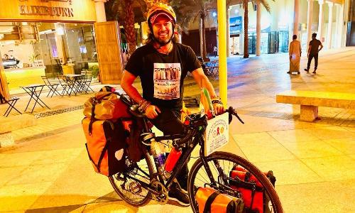 സോമൻ സൈക്കിളിലേറിയിട്ട് 18 വർഷമായി; ചവിട്ടിത്തിരിഞ്ഞ് റിയാദിലുമെത്തി