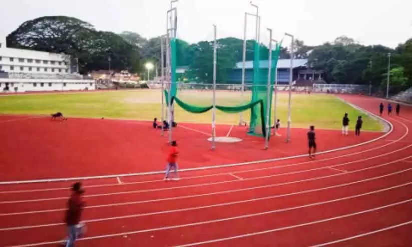 ട്രാക്കിലാകുന്നു, തലശ്ശേരി സ്റ്റേഡിയം