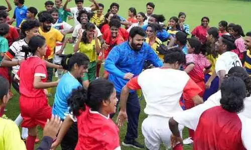 ആടിപ്പാടി ലാൽപ്പന്ത് വൈറൽ