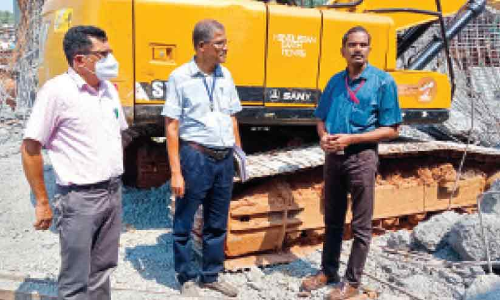 പെരിയ അടിപ്പാത തകർച്ച; പി.ഡബ്ല്യു.ഡി സംഘം പരിശോധിച്ചു