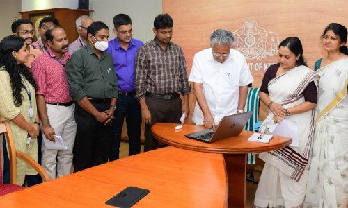 കാന്സര് സ്ക്രീനിങ് പോര്ട്ടല് മുഖ്യമന്ത്രി പുറത്തിറക്കി കാന്സര് സ്ക്രീനിങ് പോര്ട്ടല് മുഖ്യമന്ത്രി പുറത്തിറക്കി