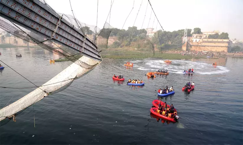 Cable bridge collapse