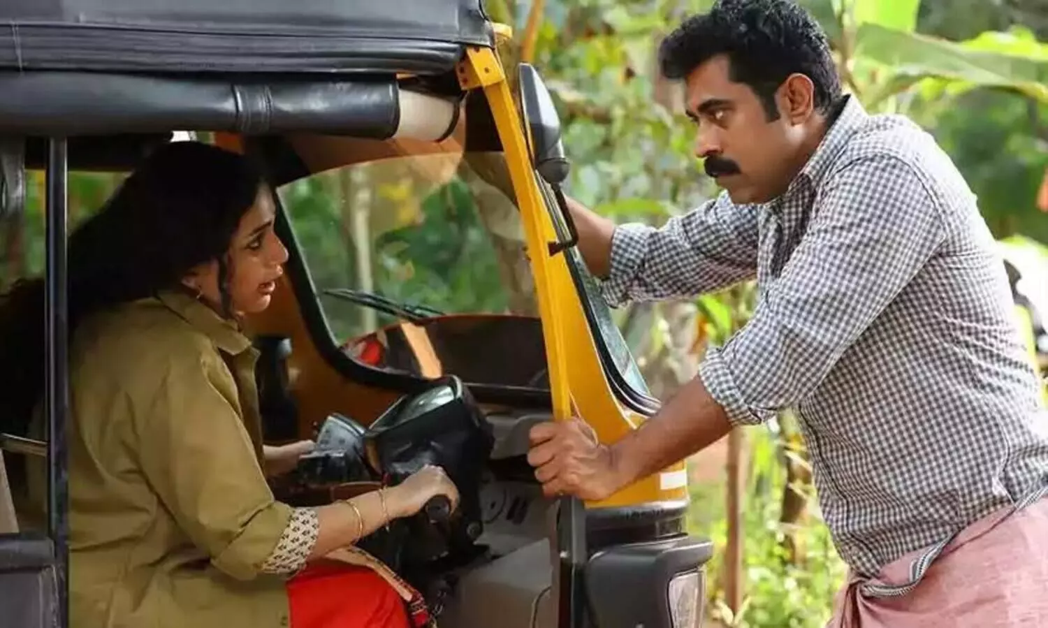 Suraj Venjaramoodu And Ann Augustines  Autorickshawkarante Bharya Movie  Audience Review