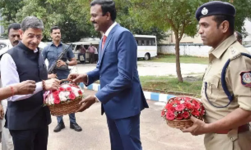 അധിനിവേശക്കാർ ഇന്ത്യൻ ചരിത്രം തെറ്റായി രചിച്ചു -തമിഴ്നാട് ഗവർണർ