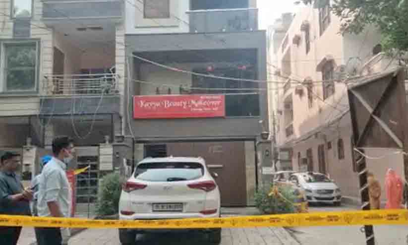 ഡൽഹിയിൽ ദമ്പതികളെയും വീട്ടുജോലിക്കാരനെയും കൊലപ്പെടുത്തിയത് പ്രതികാര നടപടി ഡൽഹിയിൽ ദമ്പതികളെയും വീട്ടുജോലിക്കാരനെയും കൊലപ്പെടുത്തിയത് പ്രതികാര നടപടി