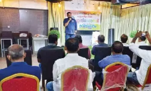 ഇ​ന്ദി​ര ഗാ​ന്ധി ര​ക്ത​സാ​ക്ഷി​ത്വ ദി​നം ആ​ച​രി​ച്ചു