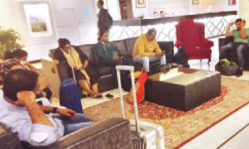 സാങ്കേതിക തകരാർ: കുവൈത്ത്-കോഴിക്കോട്  എയർ ഇന്ത്യ എക്സ്പ്രസ് അടിയന്തരമായി തിരിച്ചിറക്കി