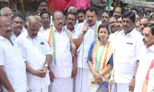 തദ്ദേശ ഭരണം സി.പി.എം അണികളെ തീറ്റിപ്പോറ്റാനുള്ള മാർഗമാക്കി -കെ. മുരളീധരൻ