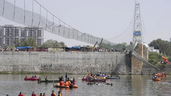 മോർബി പാലം അപകടം: പ്രതികൾക്കായി അഭിഭാഷകർ ഹാജരാവില്ല