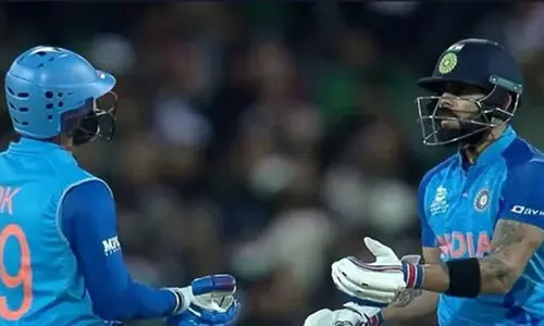 വിരാട് കോഹ്‌ലി ദിനേശ് കാർത്തിക്കിന്‍റെ കരിയർ അവസാനിപ്പിച്ചു; റണ്ണൗട്ടിനു പിന്നാലെ ട്വിറ്ററിൽ ആരാധകർ