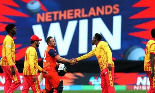 സിംബാബ്‍വെയെയും കൊണ്ടേപോയി ഡച്ചുകാർ