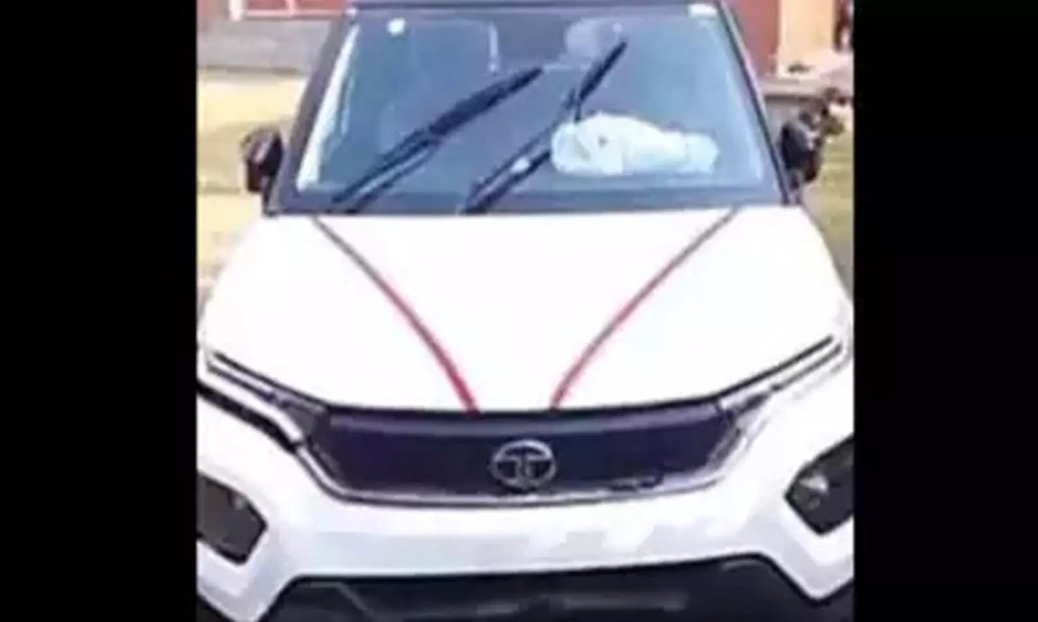 ഡ്രൈവിംഗ് അറിയാത്ത വരന് സ്ത്രീധനമായി കാര്‍; അമ്മായിയെ ഇടിച്ചുതെറിപ്പിച്ചു