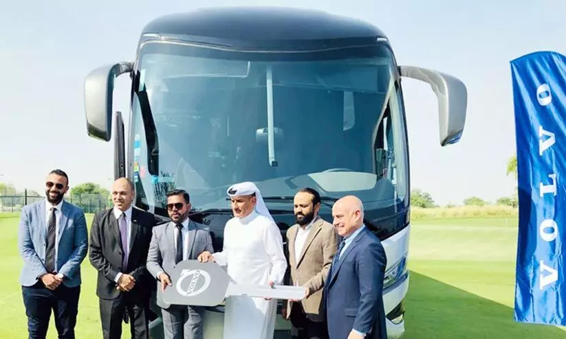 ലോകകപ്പ്: സൂപ്പർ താരങ്ങൾക്കുള്ള ആഡംബര ബസുകൾ ദോഹയിലെത്തി ലോകകപ്പ്: സൂപ്പർ താരങ്ങൾക്കുള്ള ആഡംബര ബസുകൾ ദോഹയിലെത്തി