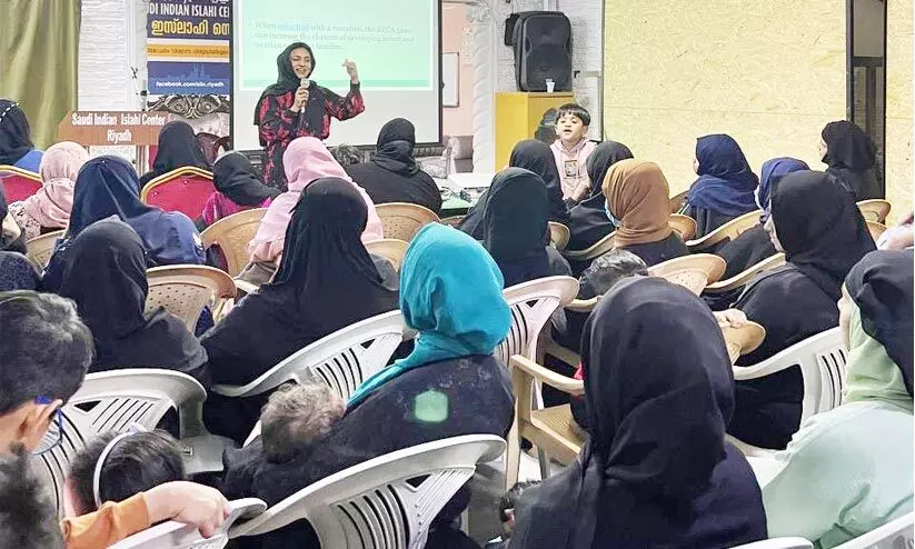 എം.ജി.എം റിയാദ് സ്തനാർബുദ ബോധവത്കരണ പരിപാടി എം.ജി.എം റിയാദ് സ്തനാർബുദ ബോധവത്കരണ പരിപാടി