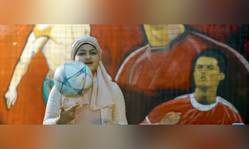 ഇംഗ്ലീഷിലെഴുതിയ മലയാളിയുടെ ലോകകപ്പ് ഗാനം ഏറ്റെടുത്ത് ഫുട്ബാൾ ആരാധകർ