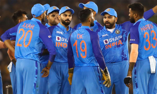 സെമിയിലേക്ക് ആരൊക്കെ? ചങ്കിടിപ്പ് ഇന്ത്യക്കും