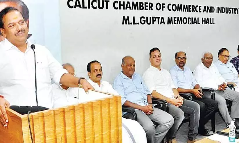 കോഴിക്കോട് റെയിൽവേ സ്റ്റേഷൻ ;പുനർനിർമാണം അടുത്തവർഷം -പി.കെ കൃഷ്ണദാസ് കോഴിക്കോട് റെയിൽവേ സ്റ്റേഷൻ ;പുനർനിർമാണം അടുത്തവർഷം -പി.കെ കൃഷ്ണദാസ്