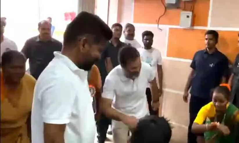 ഗോത്ര വിഭാഗക്കാർക്കൊപ്പം നൃത്തം ചെയ്ത് രാഹുൽ; വിഡിയോ ഏറ്റെടുത്ത് സമൂഹ മാധ്യമങ്ങൾ