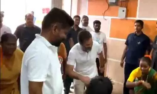 ഗോത്ര വിഭാഗക്കാർക്കൊപ്പം നൃത്തം ചെയ്ത് രാഹുൽ; വിഡിയോ ഏറ്റെടുത്ത് സമൂഹ മാധ്യമങ്ങൾ