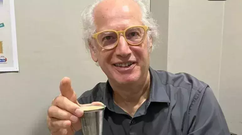 ഈ അനുഭവം സിയാറ്റലിലേക്ക് കൊണ്ട് പോകും; ബംഗളൂരുവിൽ ഫിൽറ്റർ കോഫി രുചിച്ച് സ്റ്റാർബക്സ് സഹസ്ഥാപകൻ