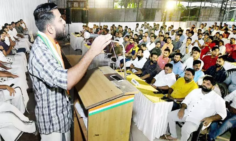 പൊലീസും ആഭ്യന്തരമന്ത്രിയും കേരളത്തിന് ബാധ്യതയായി–ഷാഫി പറമ്പില്‍