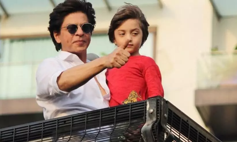 Shah Rukh Khan Opens Up About Son AbRam’s reaction to fans greeting him outside Mannat on birthday Shah Rukh Khan Opens Up About Son AbRam’s reaction to fans greeting him outside Mannat on birthday