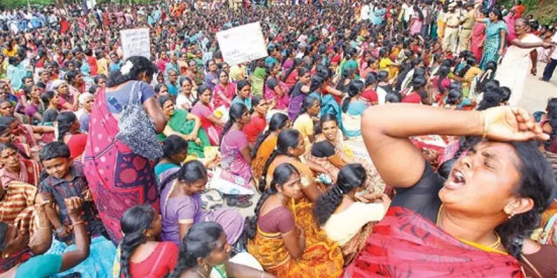 തോട്ടം തൊഴിലാളികളുടെ പ്രശ്നങ്ങൾക്ക് അടിയന്തര പരിഹാരം കാണുമെന്ന് ലേബർ കമീഷണർ