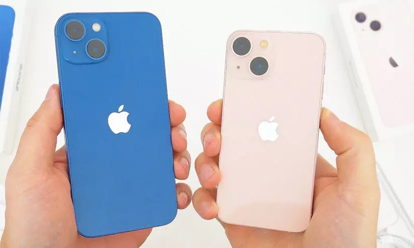 ഇന്ത്യയിൽ ചരിത്ര നേട്ടം സ്വന്തമാക്കി ആപ്പിൾ; താരം ഐഫോൺ 13 ഇന്ത്യയിൽ ചരിത്ര നേട്ടം സ്വന്തമാക്കി ആപ്പിൾ; താരം ഐഫോൺ 13