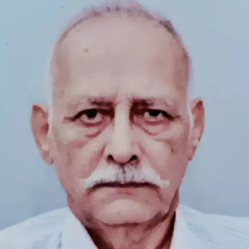 പ്ര​മ​ദാ​ധി​പ​ൻ​പി​ള്ള