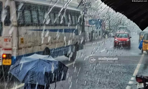 മഴ ഇന്നും കനക്കും; 11 ജില്ലകളിൽ യെല്ലോ അലർട്ട് മഴ ഇന്നും കനക്കും; 11 ജില്ലകളിൽ യെല്ലോ അലർട്ട്