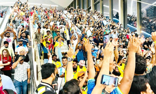 പാട്ടിന്റെ പെരുമഴ; ലുസൈൽ ആടിത്തിമിർത്തു