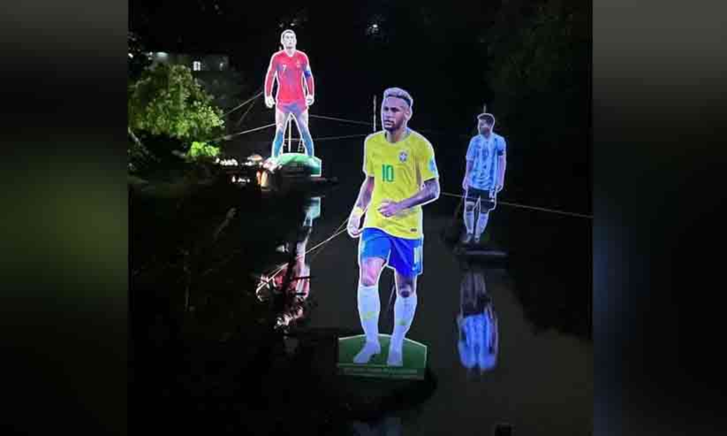 പുള്ളാവൂരിലെ പിള്ളേർ പൊളിയാണ്...മെസ്സിയും നെയ്മറും മാത്രമല്ല, നെഞ്ചുവിരിച്ച് ഇനി ക്രിസ്റ്റ്യാനോയും