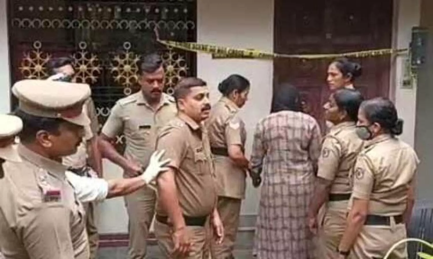 ഗ്രീഷ്മയെ വീട്ടിലെത്തിച്ച് തെളിവെടുത്തു; ലഭിച്ചത് നിര്‍ണായക വിവരങ്ങൾ