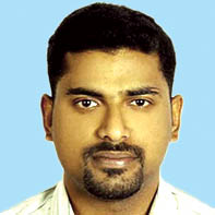 ബൈ​ക്ക​പ​ക​ട​ത്തി​ല്‍ പ​രി​ക്കേ​റ്റ യു​വാ​വ് മ​രി​ച്ചു