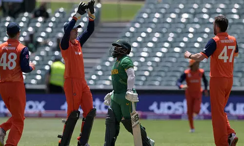 ദക്ഷിണാഫ്രിക്കയെ അട്ടിമറിച്ച് നെതർലൻഡ്സ്; 13 റൺസിന് തോൽപിച്ചു; ഇന്ത്യ സെമിയിൽ