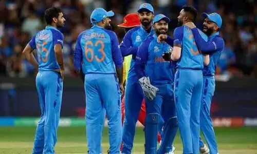 ഇന്ത്യക്ക് എതിരാളികൾ ഇംഗ്ലണ്ട്; പാകിസ്താനുമായി സ്വപ്ന ഫൈനൽ പ്രതീക്ഷിച്ച് ആരാധകർ