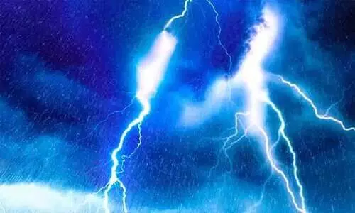 11 ജില്ലകളിൽ ഇടിയോട് കൂടിയ മഴ സാധ്യത; എട്ട് ജില്ലകളിൽ യെല്ലോ അലർട്ട്