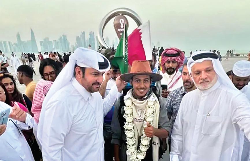 ലോകകപ്പ് ഫുട്ബാൾ: ജിദ്ദയിൽനിന്ന് കാൽനടയായി അബ്ദുല്ല അൽ-സലമി ദോഹയിൽ ലോകകപ്പ് ഫുട്ബാൾ: ജിദ്ദയിൽനിന്ന് കാൽനടയായി അബ്ദുല്ല അൽ-സലമി ദോഹയിൽ