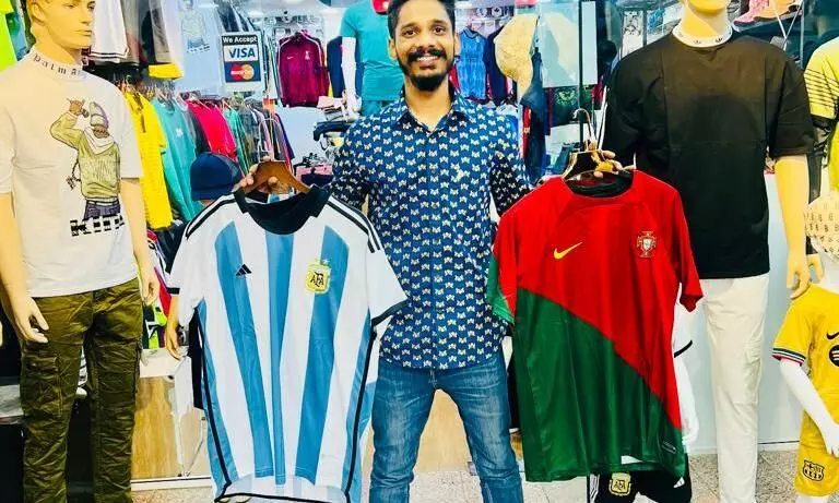 Qatar World Cup; Jersey stores are crowded