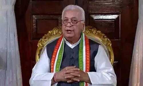 വീണ്ടും മാധ്യമ വിലക്ക്; ഗവർണർ മീഡിയവണിനെയും കൈരളിയെയും വിളിച്ചു വരുത്തി, ഇറക്കിവിട്ടു