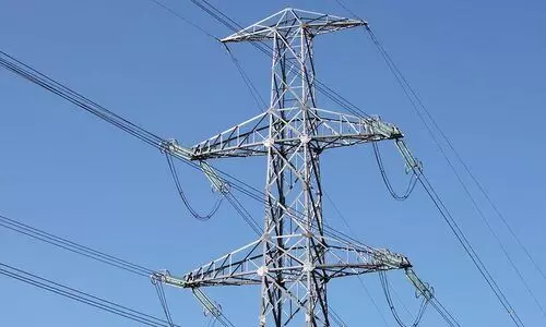 പ്രവാസികളുടെ വെള്ളം, വൈദ്യുതി നിരക്ക് വര്‍ധിപ്പിക്കാന്‍ നീക്കം