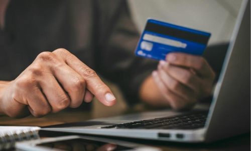 കുവൈത്തിൽ ഓണ്‍ലൈന്‍ വാങ്ങലുകൾക്ക് പ്രിയമേറുന്നു