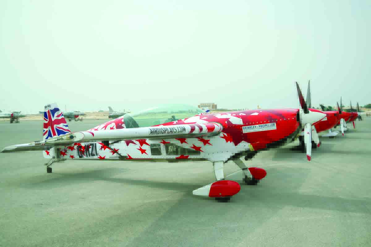 International Air Show: Planes start arriving