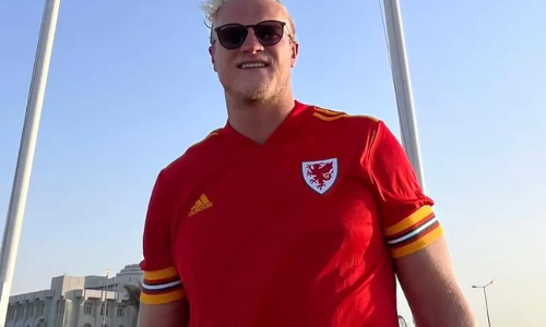 ക​ല്ല​ൻ ബോ​ഡ​ൻ വെയ്ൽസ്