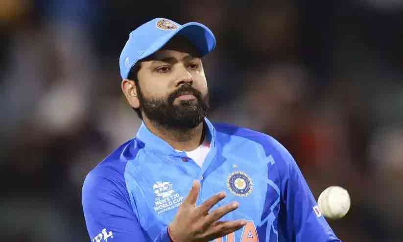 രോഹിതിന് പരിശീലനത്തിനിടെ പരിക്ക്; ആശങ്കയിൽ ആരാധകർ രോഹിതിന് പരിശീലനത്തിനിടെ പരിക്ക്; ആശങ്കയിൽ ആരാധകർ