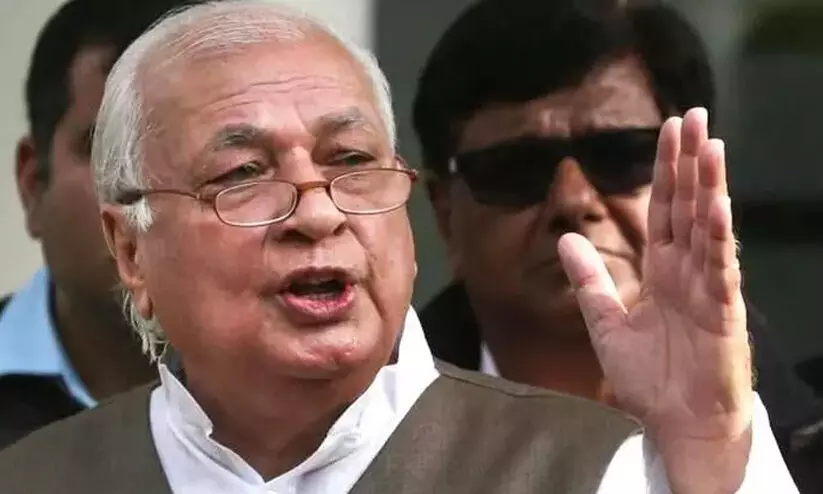 ഗവർണറുടെ നിയമോപദേശകർ രാജിവെച്ചു; പിന്നാലെ പുതിയയാളെ നിയമിച്ചു ഗവർണറുടെ നിയമോപദേശകർ രാജിവെച്ചു; പിന്നാലെ പുതിയയാളെ നിയമിച്ചു