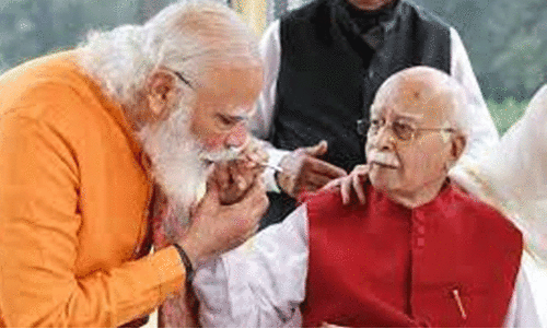 LK Advani, PM modi