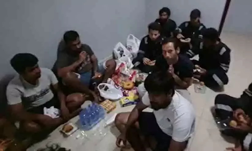 ബന്ദികളാക്കിയ നാവികർക്ക് മോചനദ്രവ്യമായി കപ്പലുടമ നൽകിയത് 16.31 കോടി; എന്നിട്ടും മോചനമായില്ല