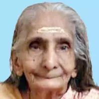 രാ​ധ​യ​മ്മ