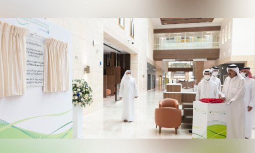 ഐ​ഷ ബി​ൻ​ത് ഹ​മ​ദ് അ​ൽ അ​തി​യ്യ ആ​ശു​പ​ത്രി, പി​താ​വ് അ​മീ​ർ ഉ​ദ്ഘാ​ട​നം ചെ​യ്തു